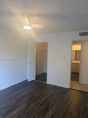 3854 Lyons Rd 201-5, Coconut Creek, FL 33073