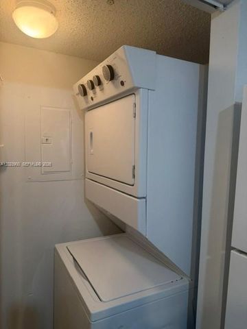 3854 Lyons Rd 201-5, Coconut Creek, FL 33073