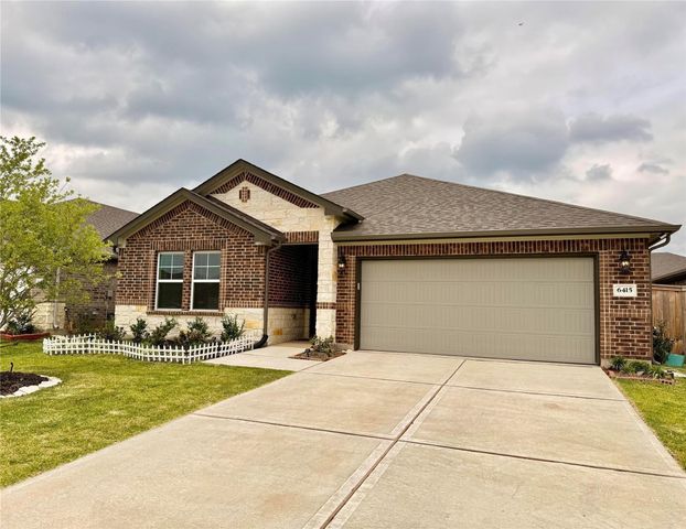 6415 Brazos Trail Drive, Richmond, TX 77469