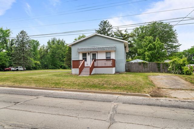 1220 N Springfield Avenue, Rockford, IL 61101