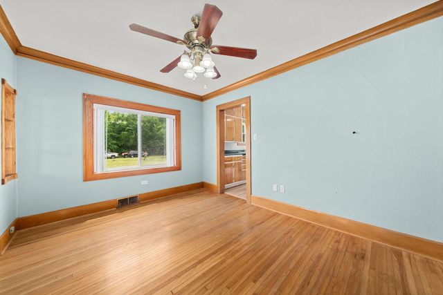 1220 N Springfield Avenue, Rockford, IL 61101