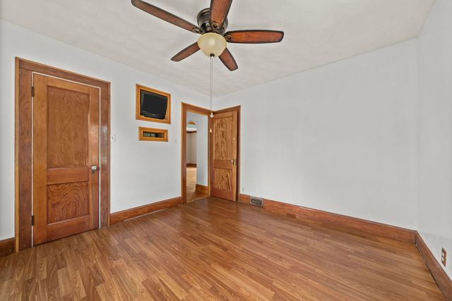 1220 N Springfield Avenue, Rockford, IL 61101