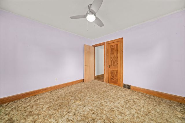 1220 N Springfield Avenue, Rockford, IL 61101