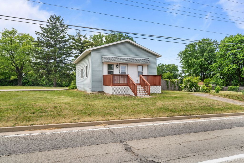 1220 N Springfield Avenue, Rockford, IL 61101