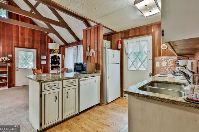 87 St. Moritz Drive, Pine Mountain, GA 31822