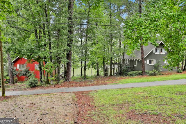 87 St. Moritz Drive, Pine Mountain, GA 31822
