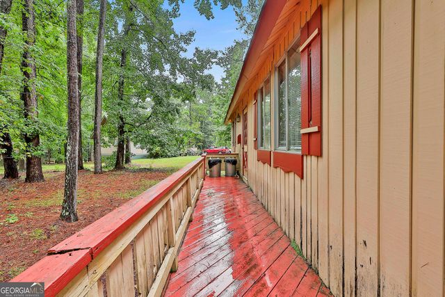87 St. Moritz Drive, Pine Mountain, GA 31822