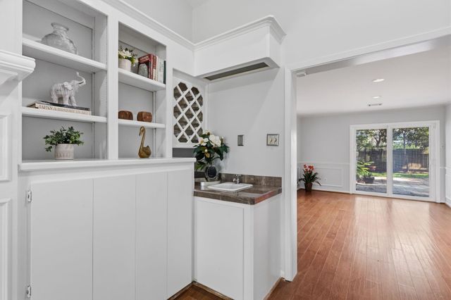 5410 Indigo Street, Houston, TX 77096