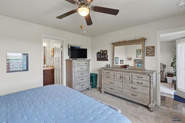 400 HENRY POTTER RD, Box Elder, SD 57719