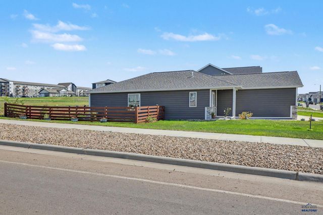 400 HENRY POTTER RD, Box Elder, SD 57719