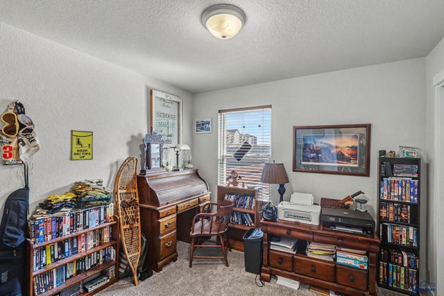 400 HENRY POTTER RD, Box Elder, SD 57719