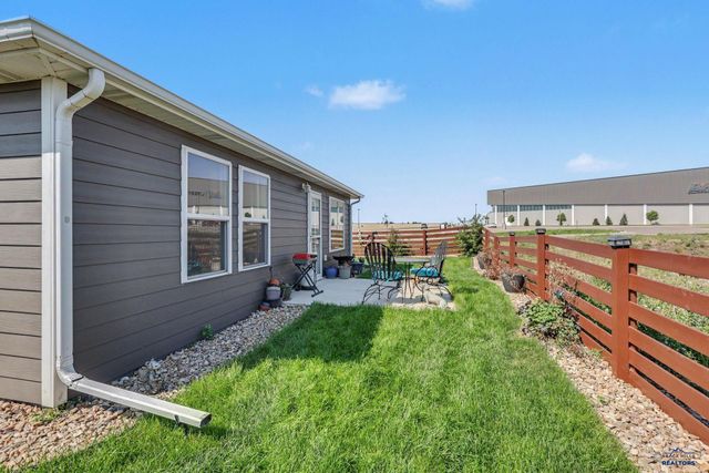 400 HENRY POTTER RD, Box Elder, SD 57719