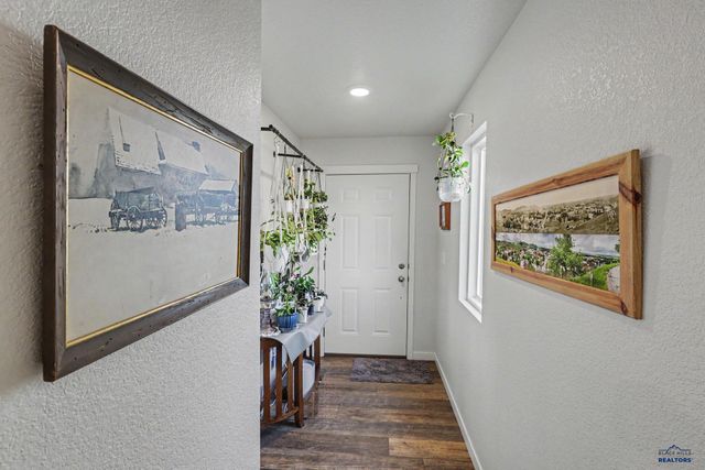 400 HENRY POTTER RD, Box Elder, SD 57719
