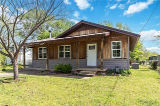 506 S West Avenue, Lincoln, AR 72744