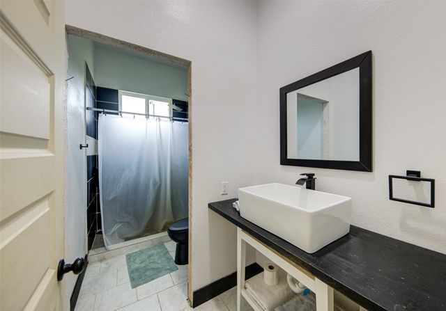 141 Wheelis Loop, Decatur, TX 76234
