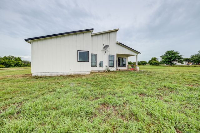 141 Wheelis Loop, Decatur, TX 76234