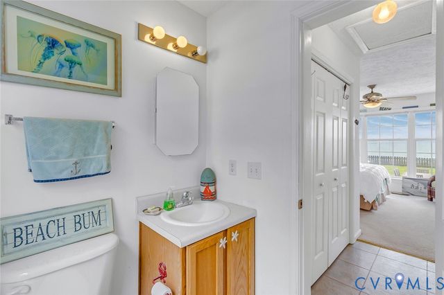 13 Leming Ave, Reedville, VA 22539