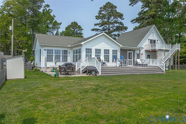 13 Leming Ave, Reedville, VA 22539