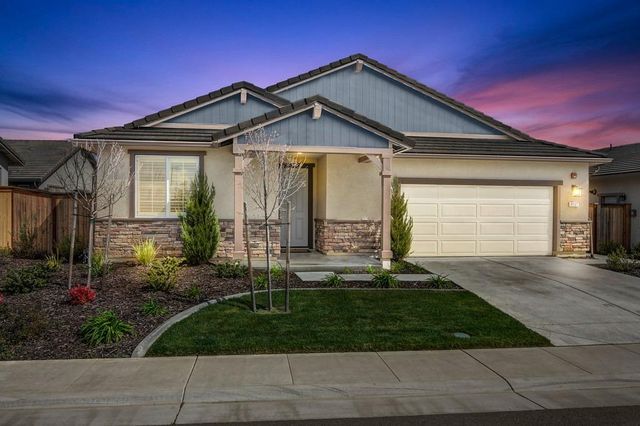 1697 Donner Ln, Lincoln, CA 95648