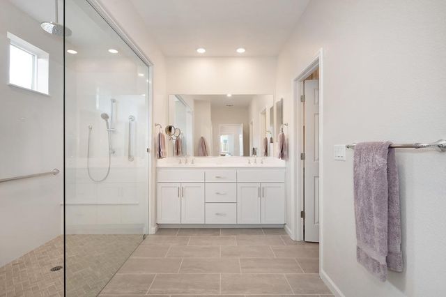 1697 Donner Ln, Lincoln, CA 95648