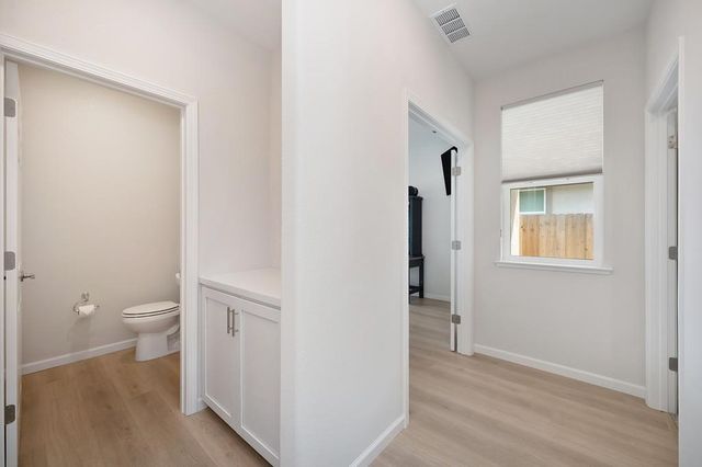 1697 Donner Ln, Lincoln, CA 95648