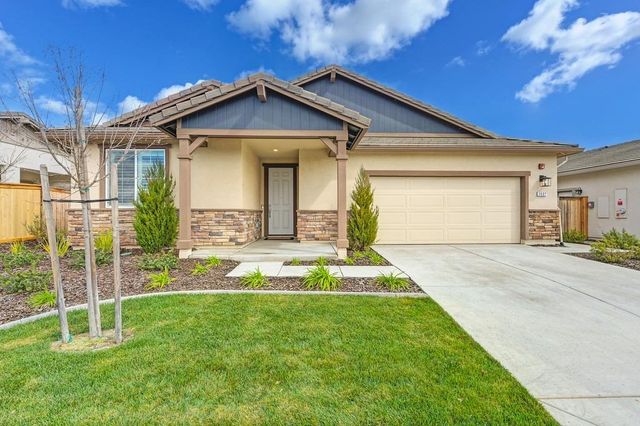 1697 Donner Ln, Lincoln, CA 95648