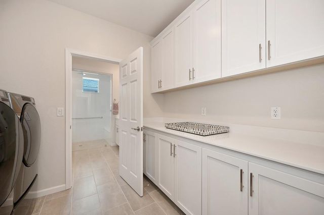 1697 Donner Ln, Lincoln, CA 95648