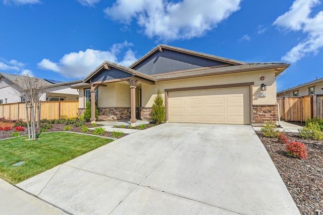 1697 Donner Ln, Lincoln, CA 95648