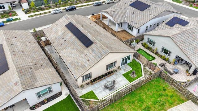 1697 Donner Ln, Lincoln, CA 95648