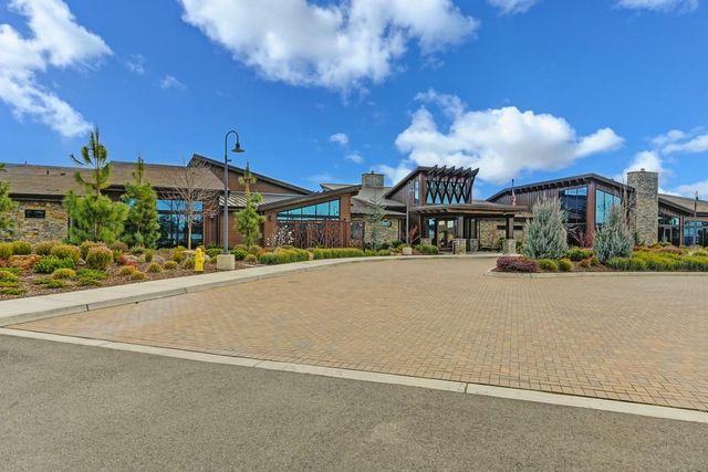 1697 Donner Ln, Lincoln, CA 95648