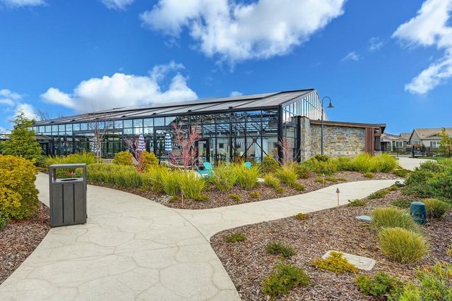 1697 Donner Ln, Lincoln, CA 95648