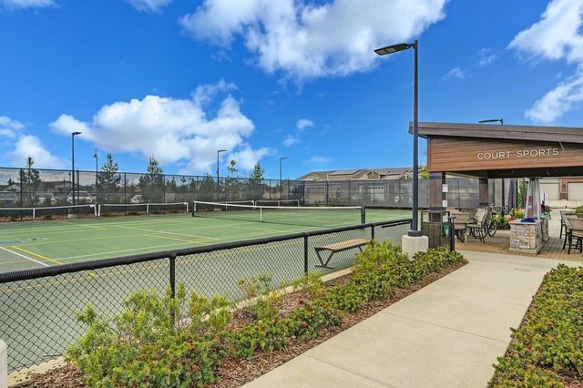 1697 Donner Ln, Lincoln, CA 95648