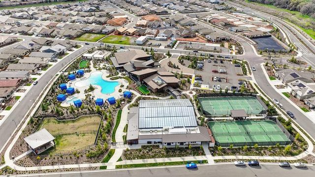 1697 Donner Ln, Lincoln, CA 95648