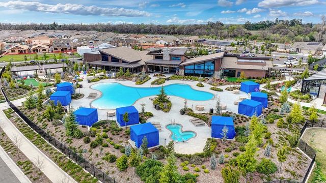 1697 Donner Ln, Lincoln, CA 95648