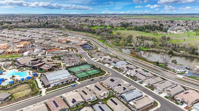 1697 Donner Ln, Lincoln, CA 95648