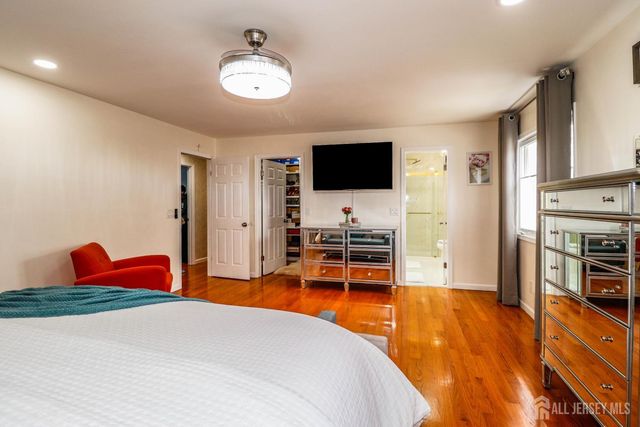 11 Lyric Drive, Colonia, NJ 07067