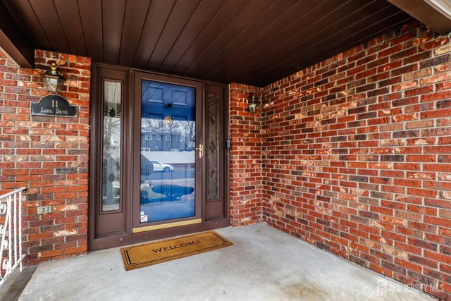 11 Lyric Drive, Colonia, NJ 07067