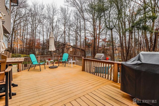 11 Lyric Drive, Colonia, NJ 07067