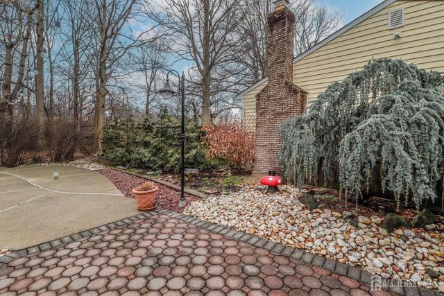 11 Lyric Drive, Colonia, NJ 07067