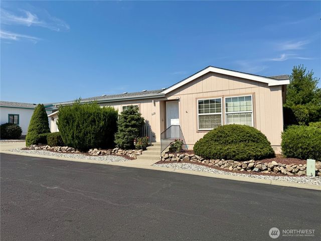 1628 Pleasant Avenue, Wenatchee, WA 98801