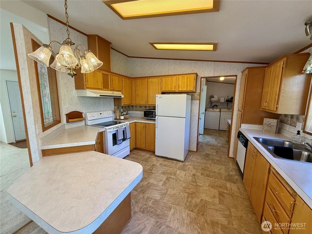 1628 Pleasant Avenue, Wenatchee, WA 98801