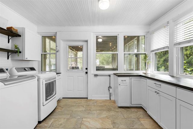 614 W UNIVERSITY AVENUE, Deland, FL 32720