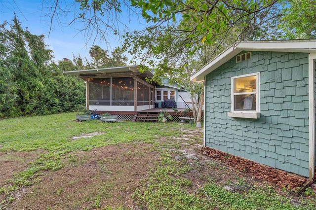 614 W UNIVERSITY AVENUE, Deland, FL 32720