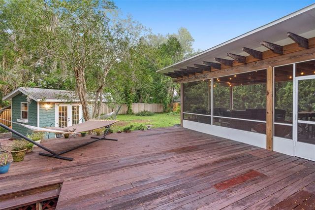 614 W UNIVERSITY AVENUE, Deland, FL 32720