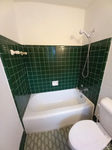 113 Berkley Dr, Pensacola, FL 32503