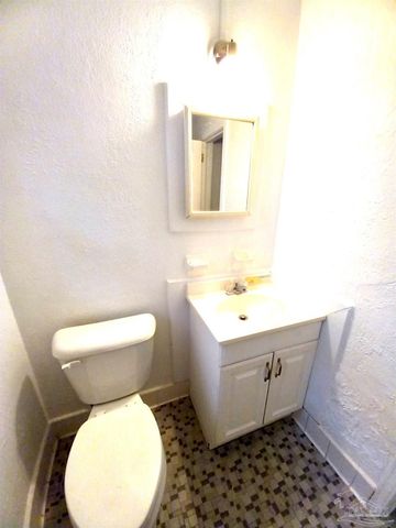 113 Berkley Dr, Pensacola, FL 32503