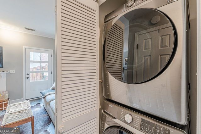 656 Park Village Drive NE, Atlanta, GA 30306