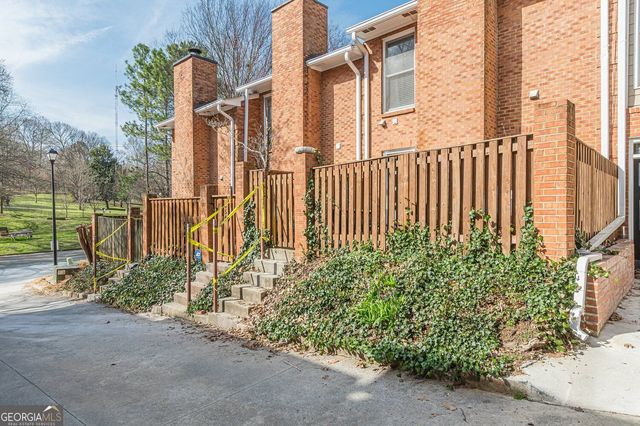 656 Park Village Drive NE, Atlanta, GA 30306