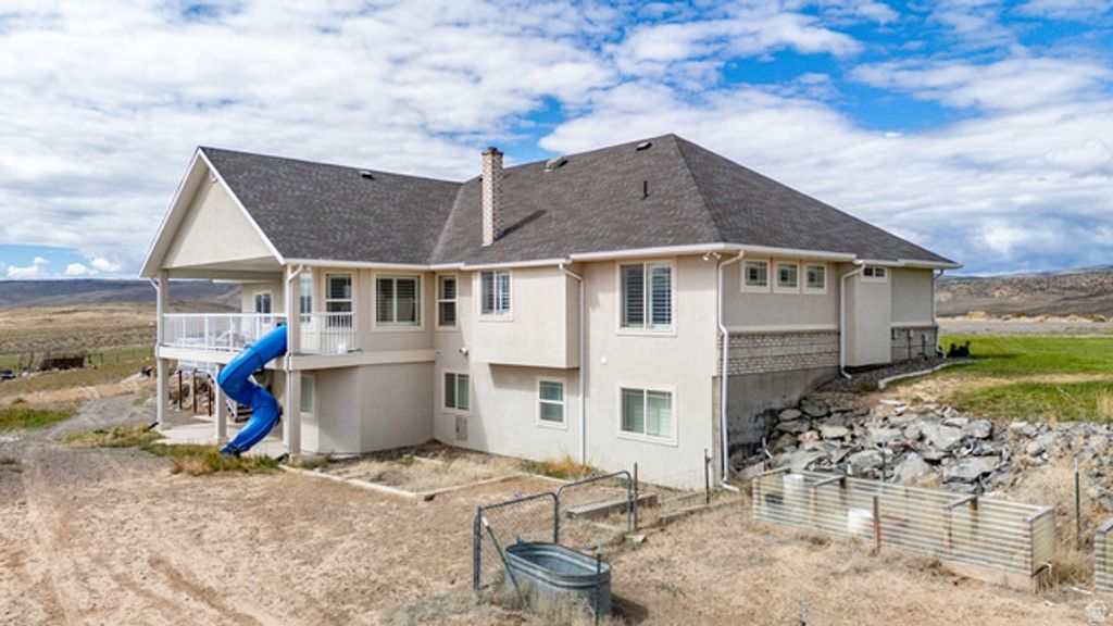 Image 48 of property listing at 351 W SKYLINE DR, Loa, UT 84747