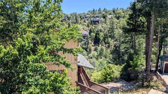 929 Trinity Drive, Lake Arrowhead, CA 92352